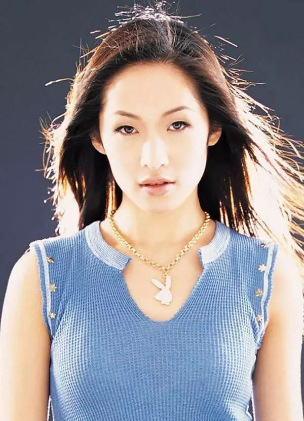 omg萧亚轩不会永远年轻但她的男朋友们会