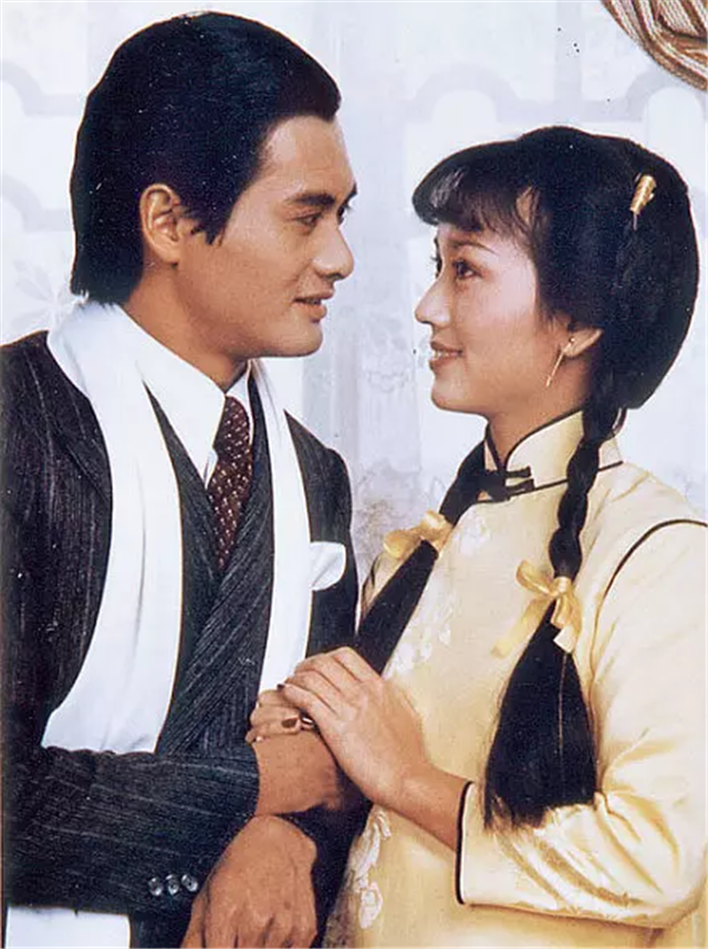 上海滩幕后故事郑少秋推荐周润发黄霑20分钟完成作词