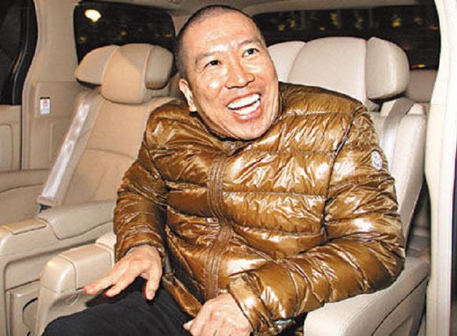 从风水大师到亿万富豪他一次收费超6亿最终因诈骗遗产被判12年