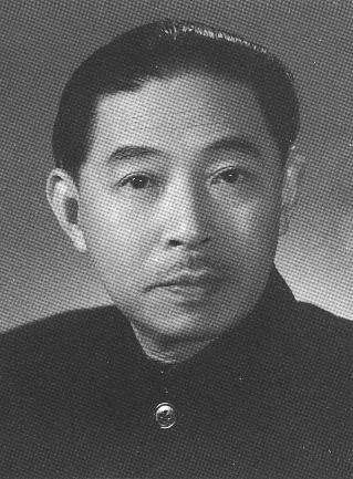 沈雁冰觉得修改后的笔名很不错,此后一直沿用这个笔名.