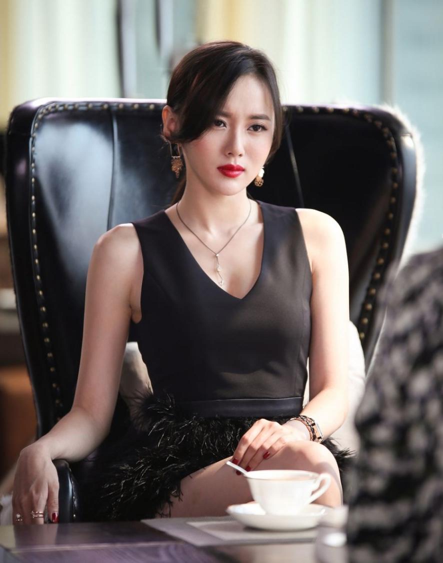 新恋情曝光有颜值有演技出道十年的江铠同为何不温不火