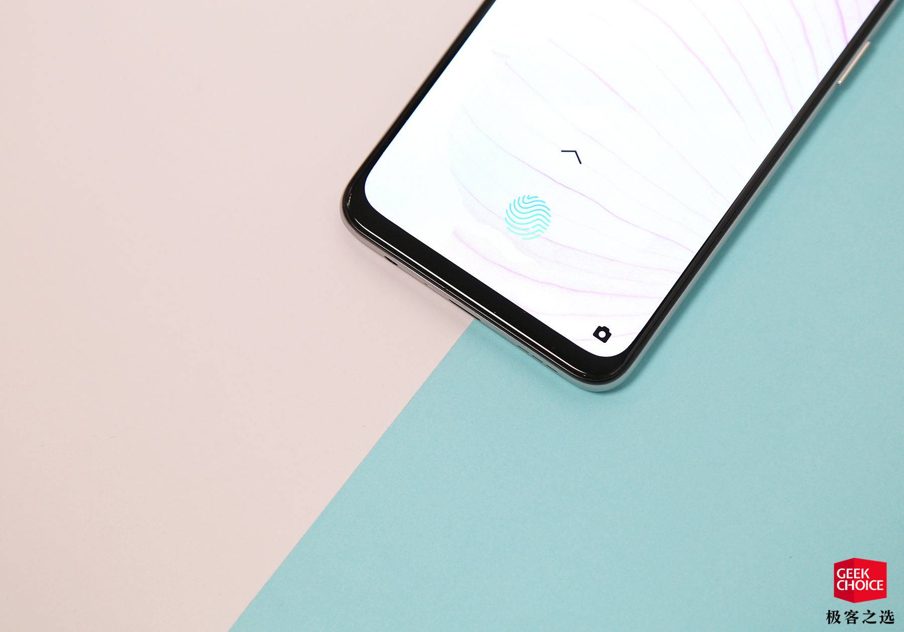 图赏丨深泽直人设计的realmex大师版来了白蒜洋葱两种配色可选