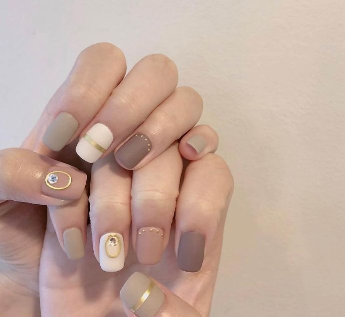 秋季最火的美甲,超显白,超帅气,50套不信没有喜欢的!