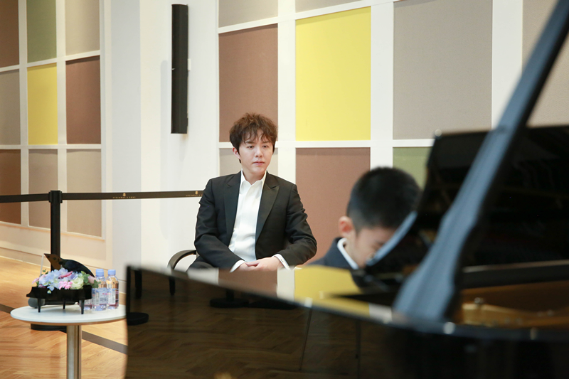 李云迪开班当老师网友已脑补十万字偶像小说