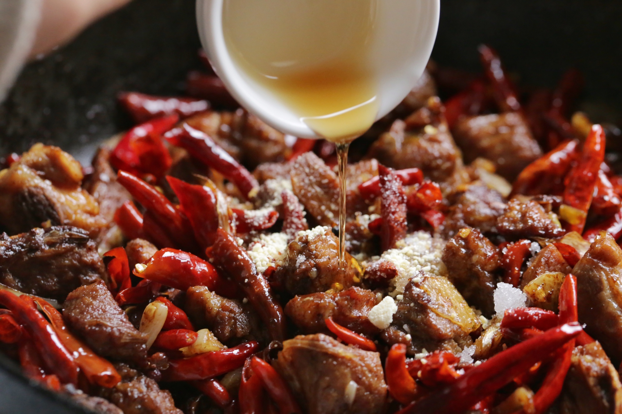 香辣排骨原来这么做!马上学会!做给家人吃!先收藏了!