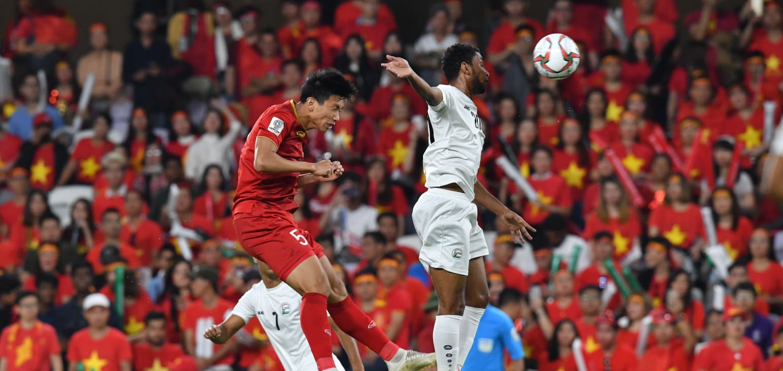 亚洲杯:阮光海圆月弯刀桂玉海点射破门,越南2-0也门_凤凰网