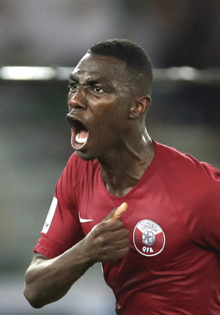 卡塔尔在亚洲杯小组赛第3轮比赛中2