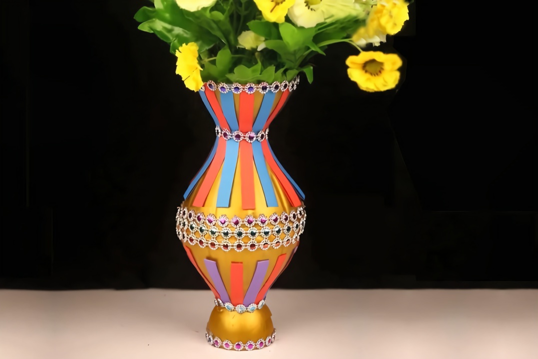 塑料瓶别再扔了教你动手做一款漂亮的手工花瓶赶快试试吧