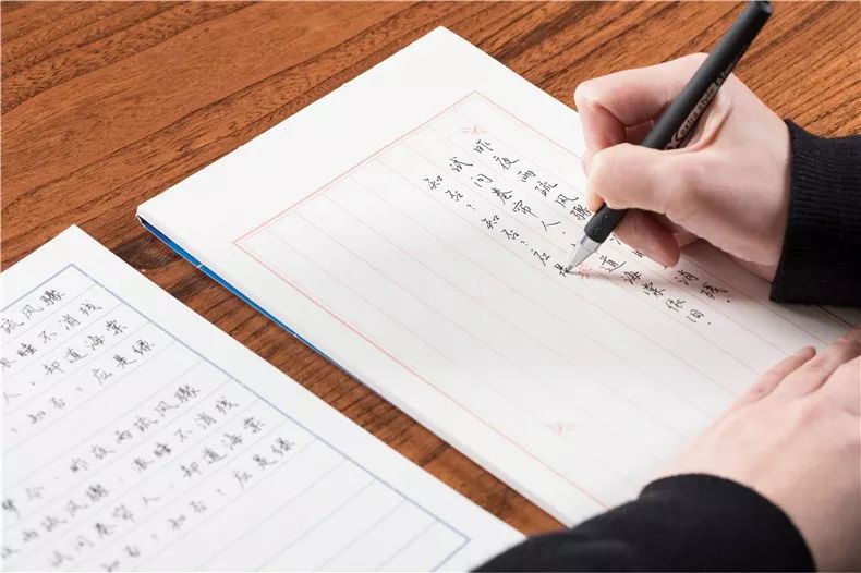 写字好看的人一下笔就赢了