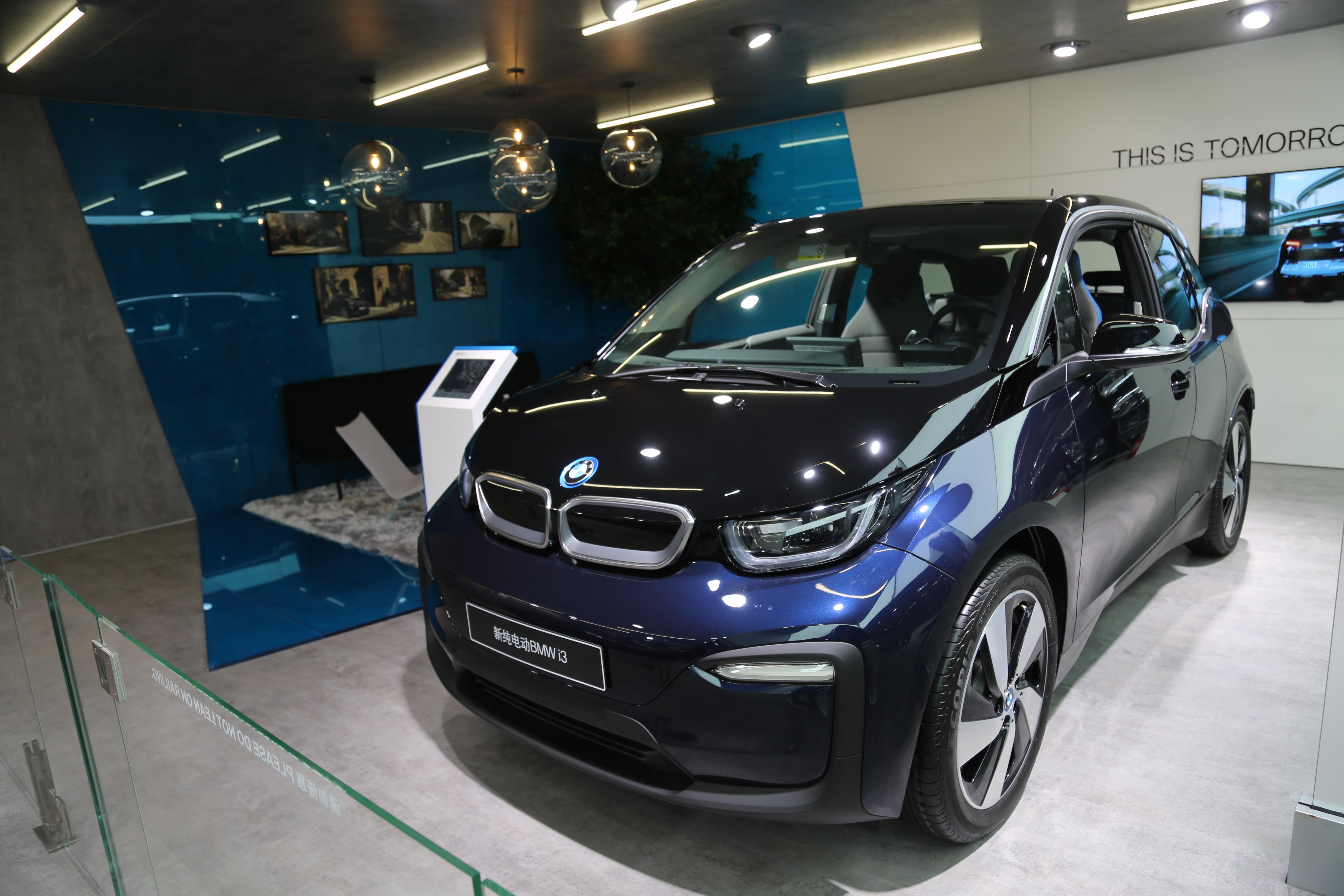 宝马bmw i3 新纯电动,35万级别新能源车,车展实拍!