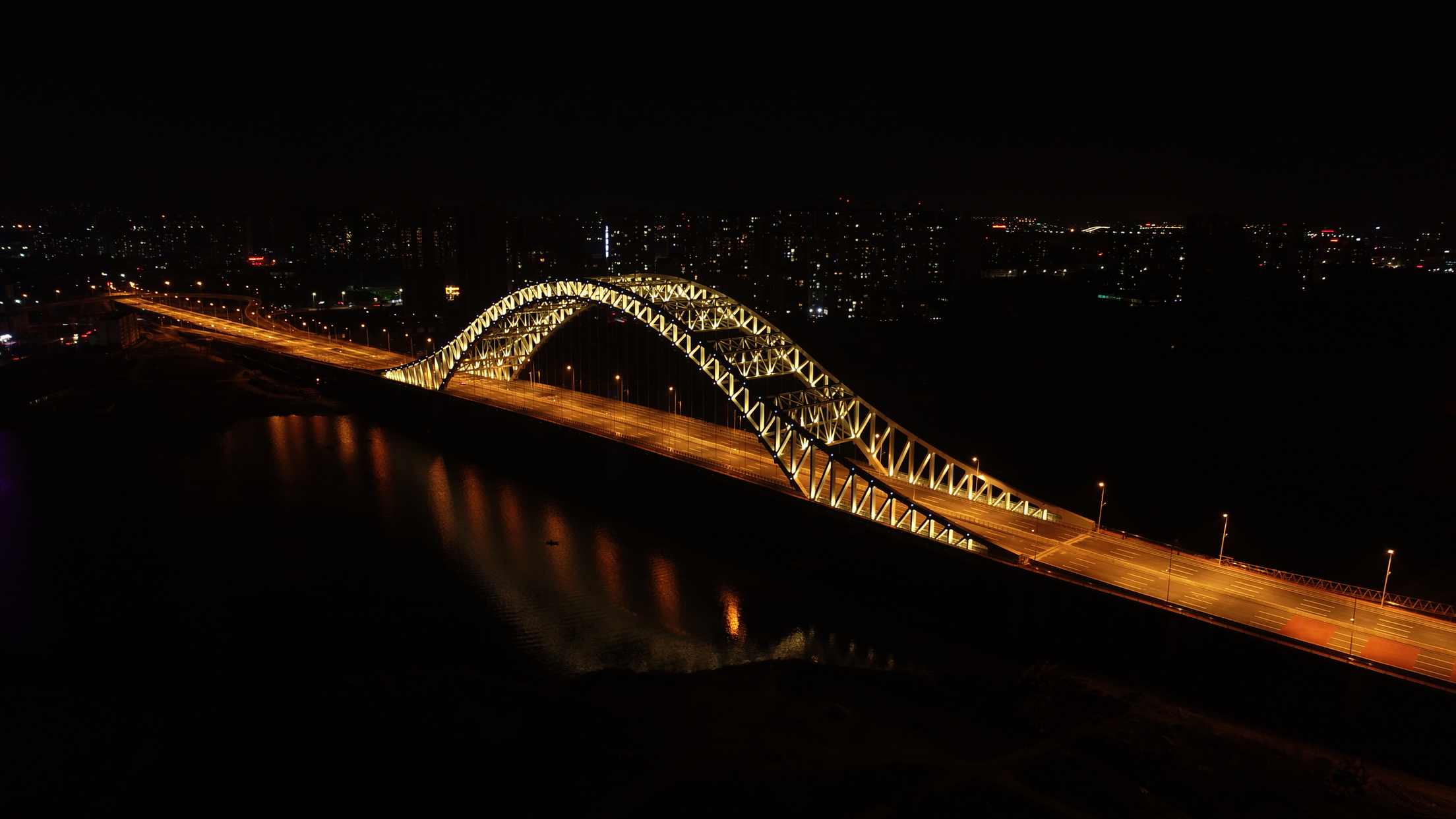 中铁大桥局承建襄阳新六两河大桥正式通车