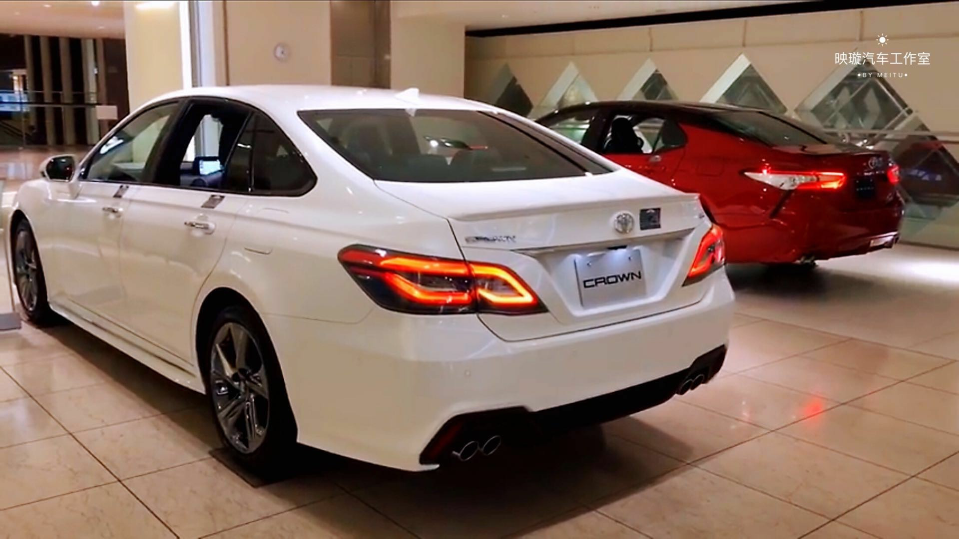 实拍|2019款丰田皇冠到店 售约17-26万 如果引进亚洲龙就没戏了
