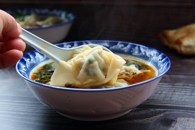 红油荠菜猪肉馄饨