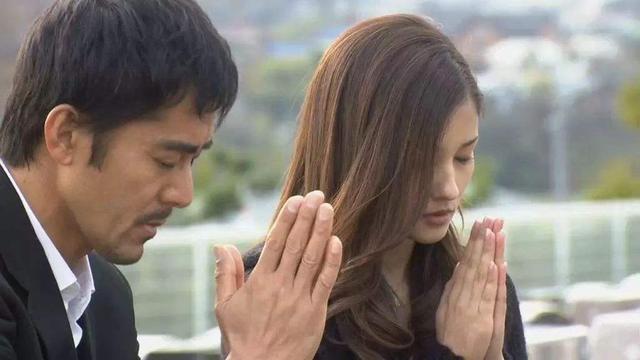 《红手指》:东野圭吾,家家有本难念的经,是因为不念清楚