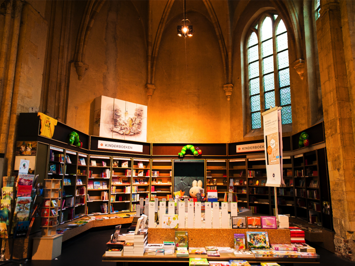 i 马斯特里赫特·天堂书店