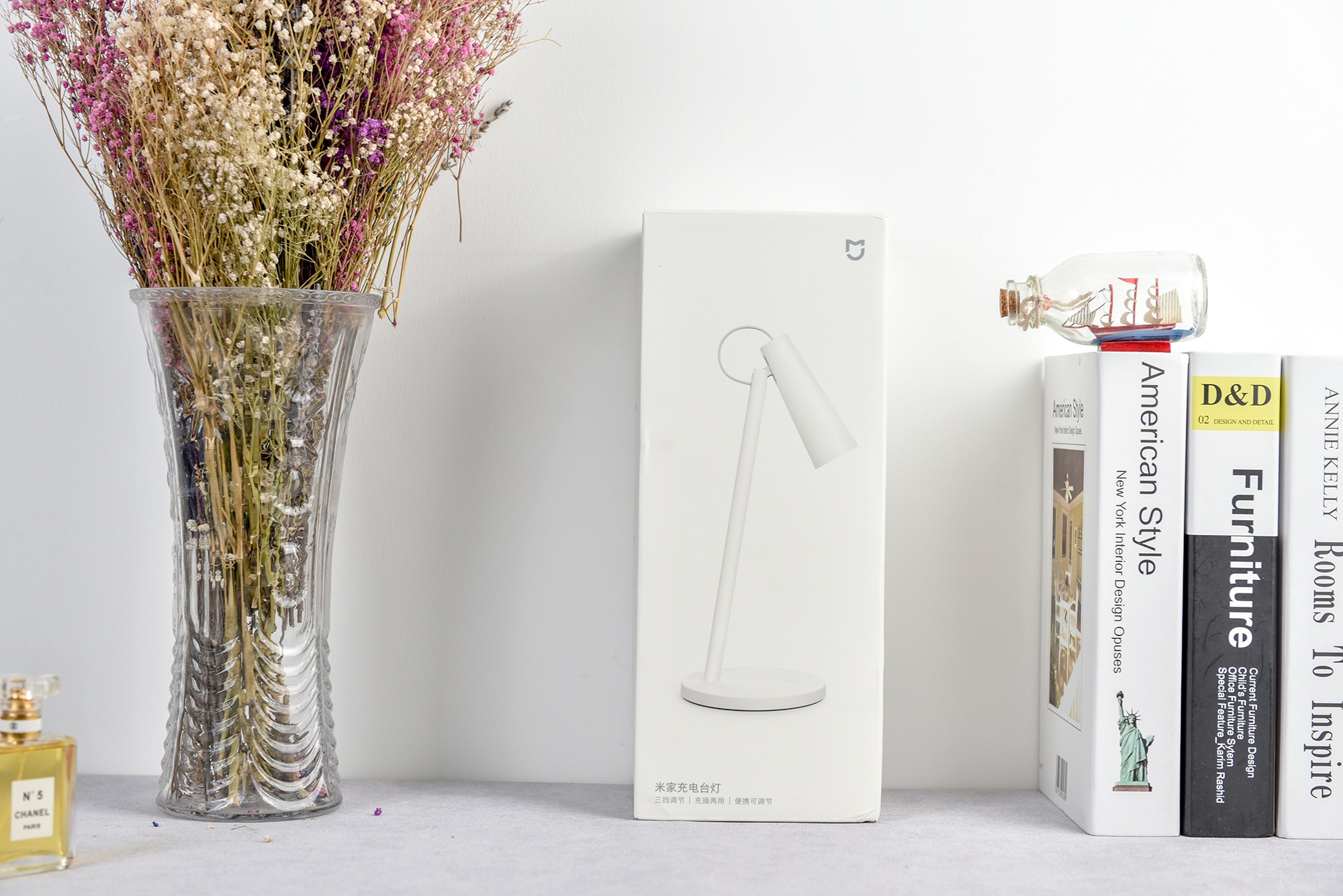 三色变档/小巧便携 米家充电台灯图赏__凤凰网