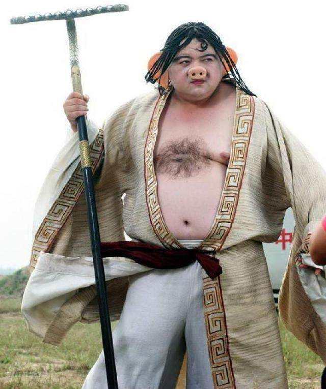 猪八戒霸道起来气势不输大师兄,很刚!__凤凰网