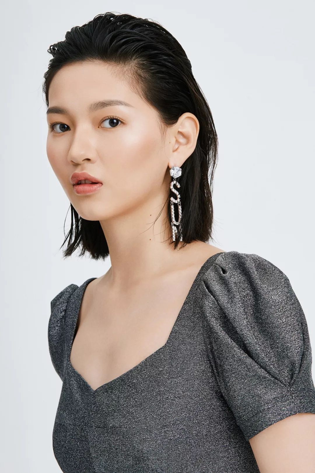 模特郭艳时尚大片拍摄干净的颜性感的唇