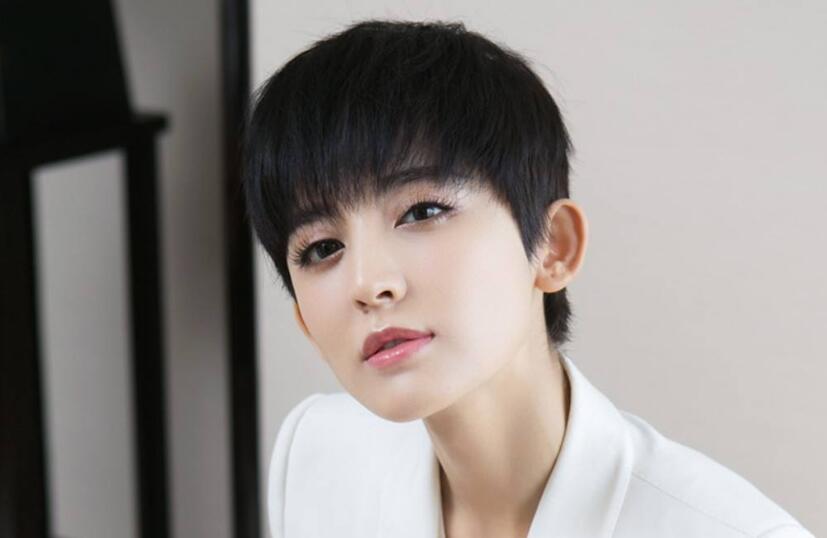 郭采洁短发潮翻娜扎短发雷人娱乐圈短发女星谁最好看