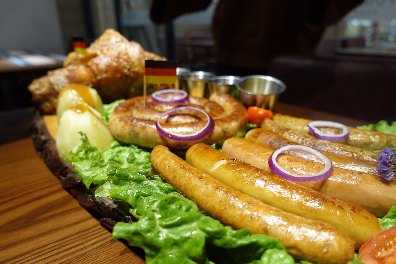 也少不了我们每天都可以接触到的"美食文化"啦,而德国人的饮食文化