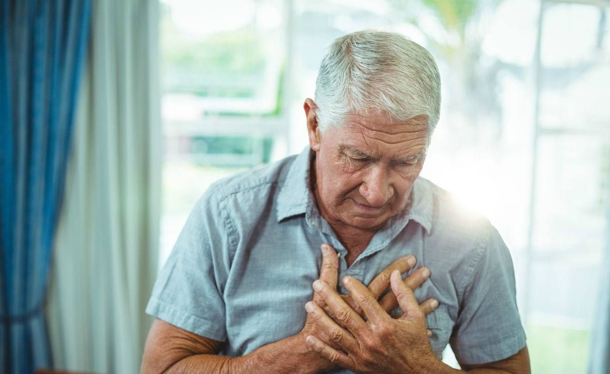 患上了肺癌,身体会变得难受,这3个症状会经常出现