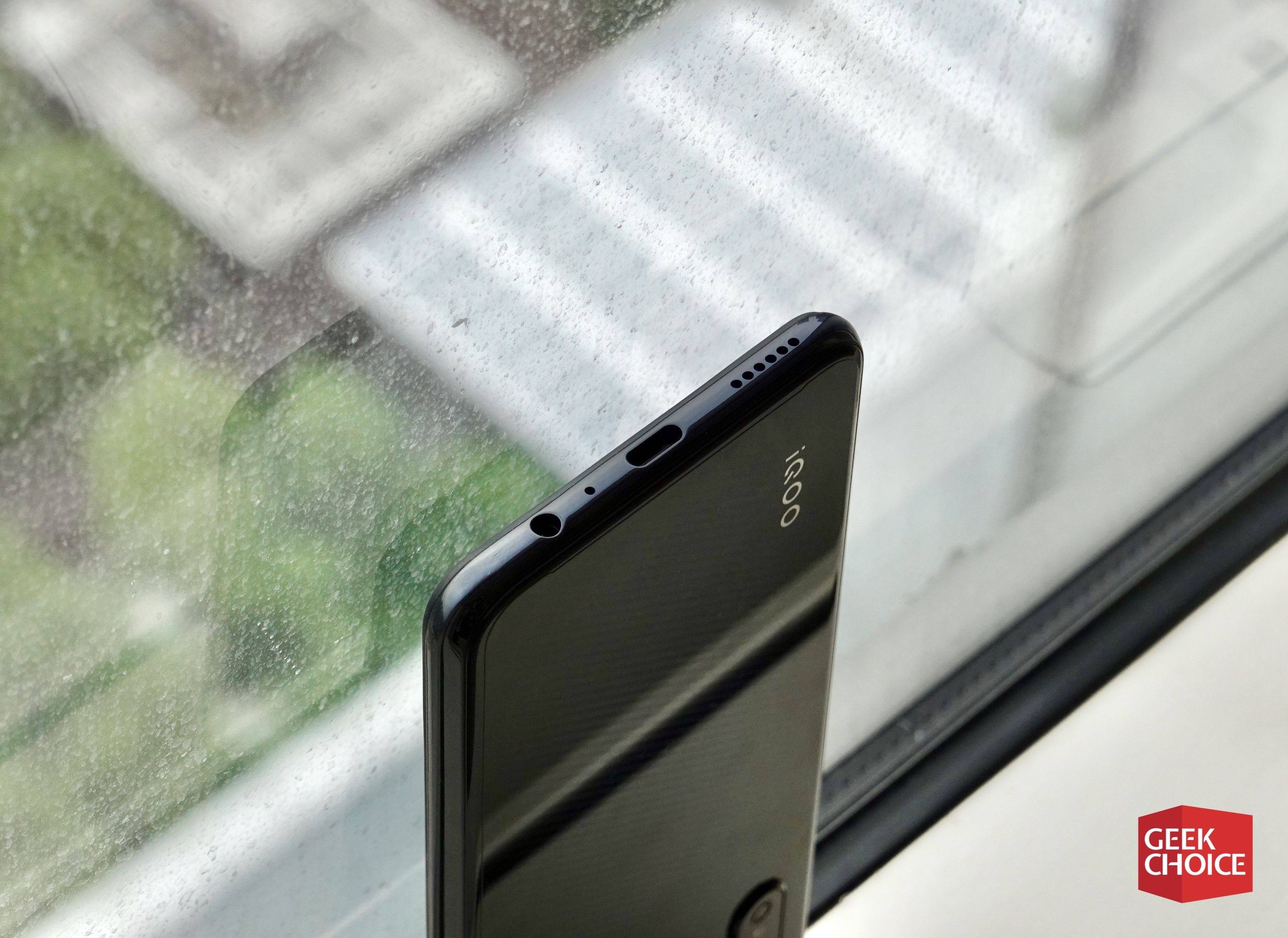 iqoo neo 上手:骁龙 845 4500 毫安时,独一份的高性价比