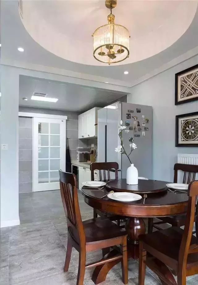 126㎡美式四居室，浅蓝色和白色为基调，舒适又大气