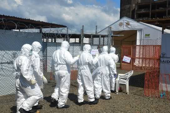 埃博拉病毒终于被盯上:美军在埃博拉病毒中心建立生物武器实验室