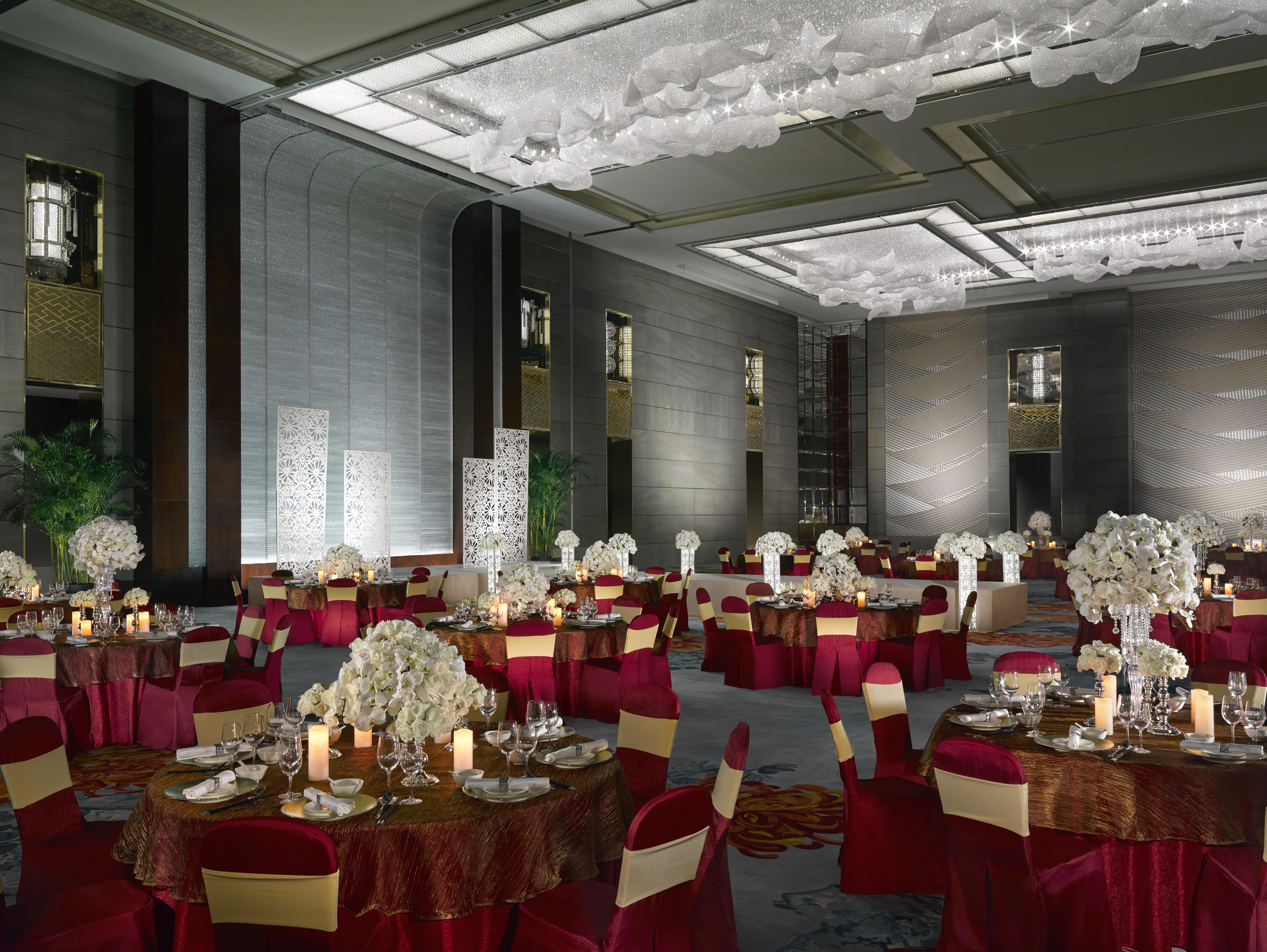 上海静安香格里拉大酒店携手eliesaabbridal打造2019婚礼大秀