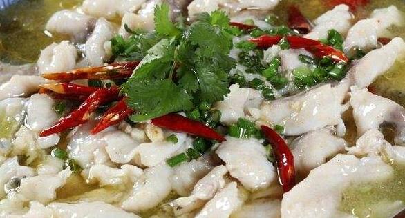 飯店裡的酸菜魚到底是怎麼做出來的呢?