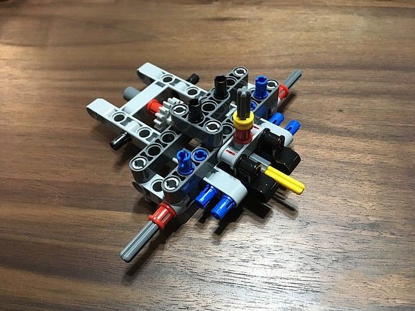 差速器的颗粒,很简单的构造.