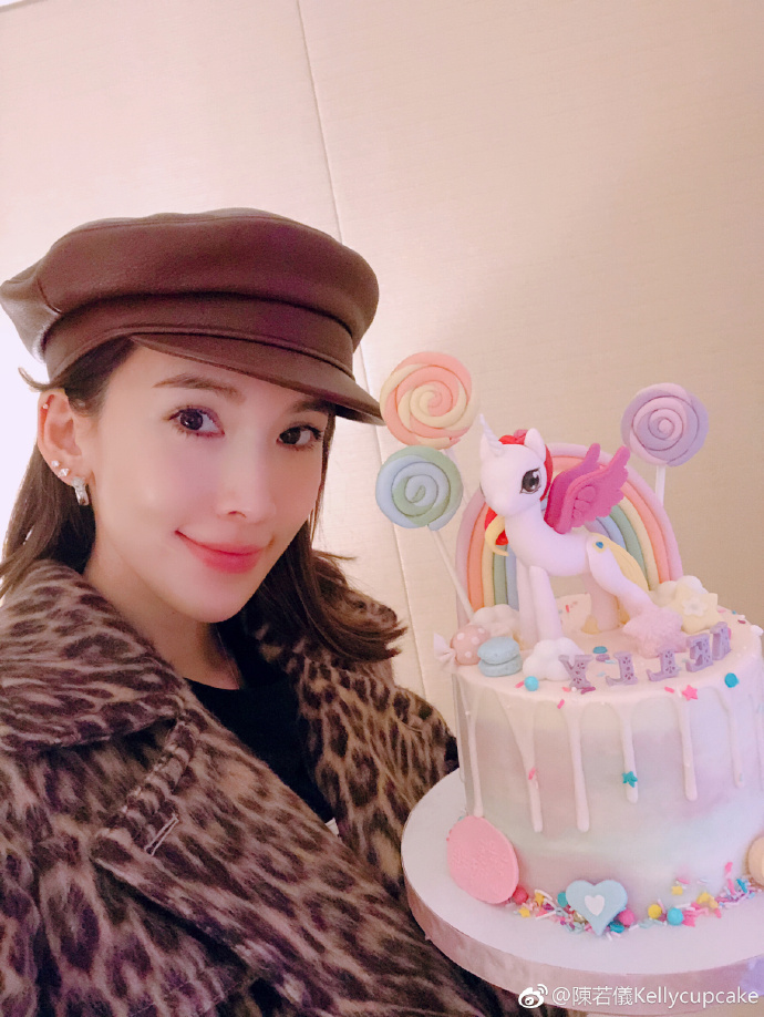 林志颖全家搓汤圆陈若仪的肚子亮了网友像又怀了双胞胎