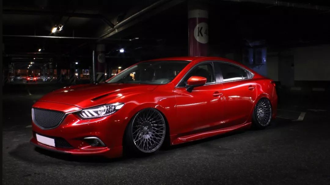 烟雾缭绕-魂动红马自达6阿特兹 改装视觉大片__凤凰网