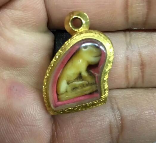 龙婆班佛牌龙婆班虎王泰国老虎佛牌