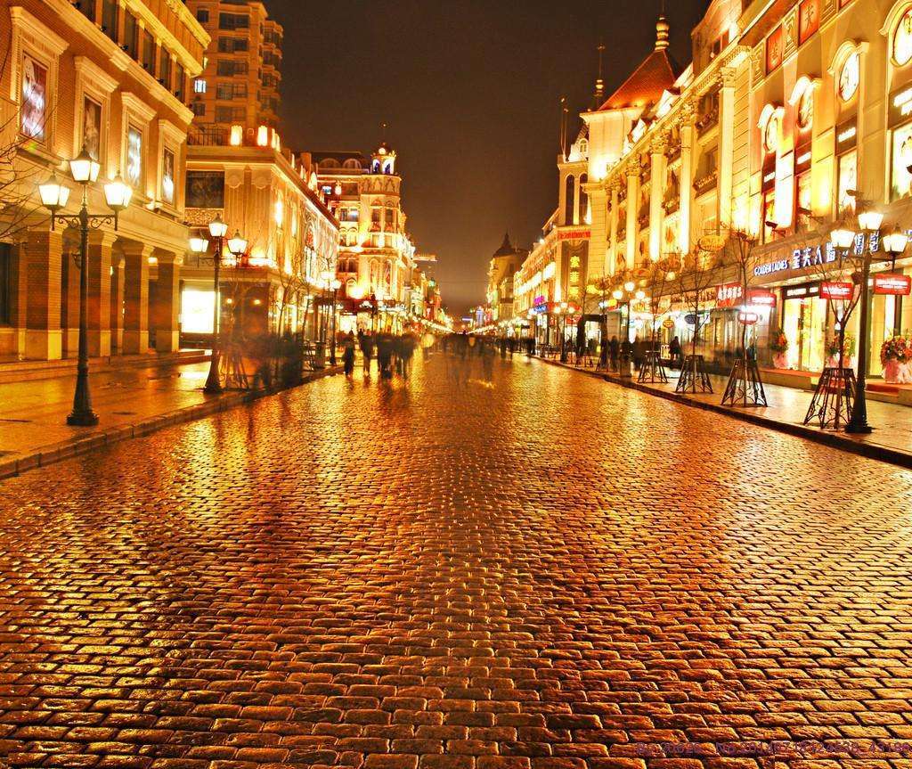 鉴赏:中国顶级步行街之哈尔滨中央大街商业街