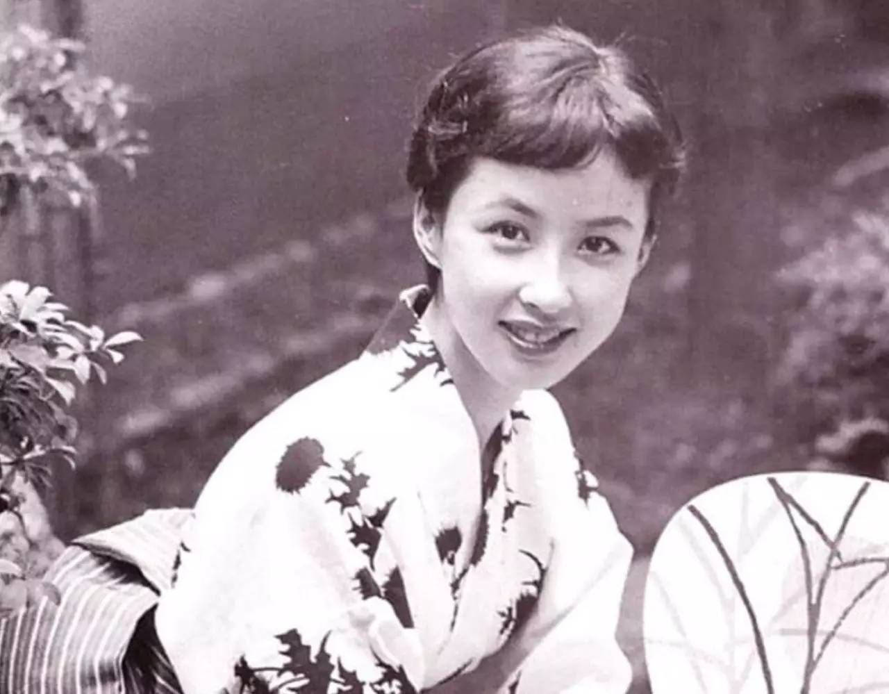 22的艺伎是如何与61的总统结婚的?她有令人嫉妒的盛世美颜