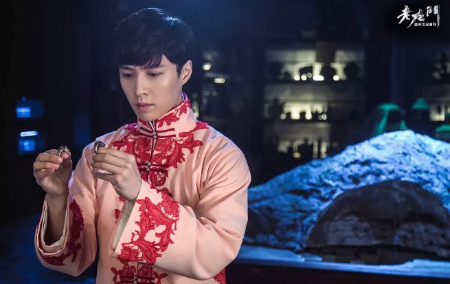 黄金瞳定档将播张艺兴担任男主路星河再演男二