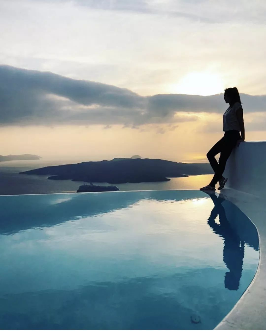 死而无憾系列:攒钱也要去自拍的"全球最美无边泳池×10"| 旅行