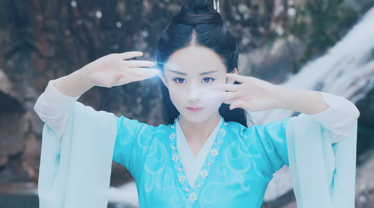 赵丽颖生子之全民狂欢,这个幸福的孩子喜获一亿干爹干妈!