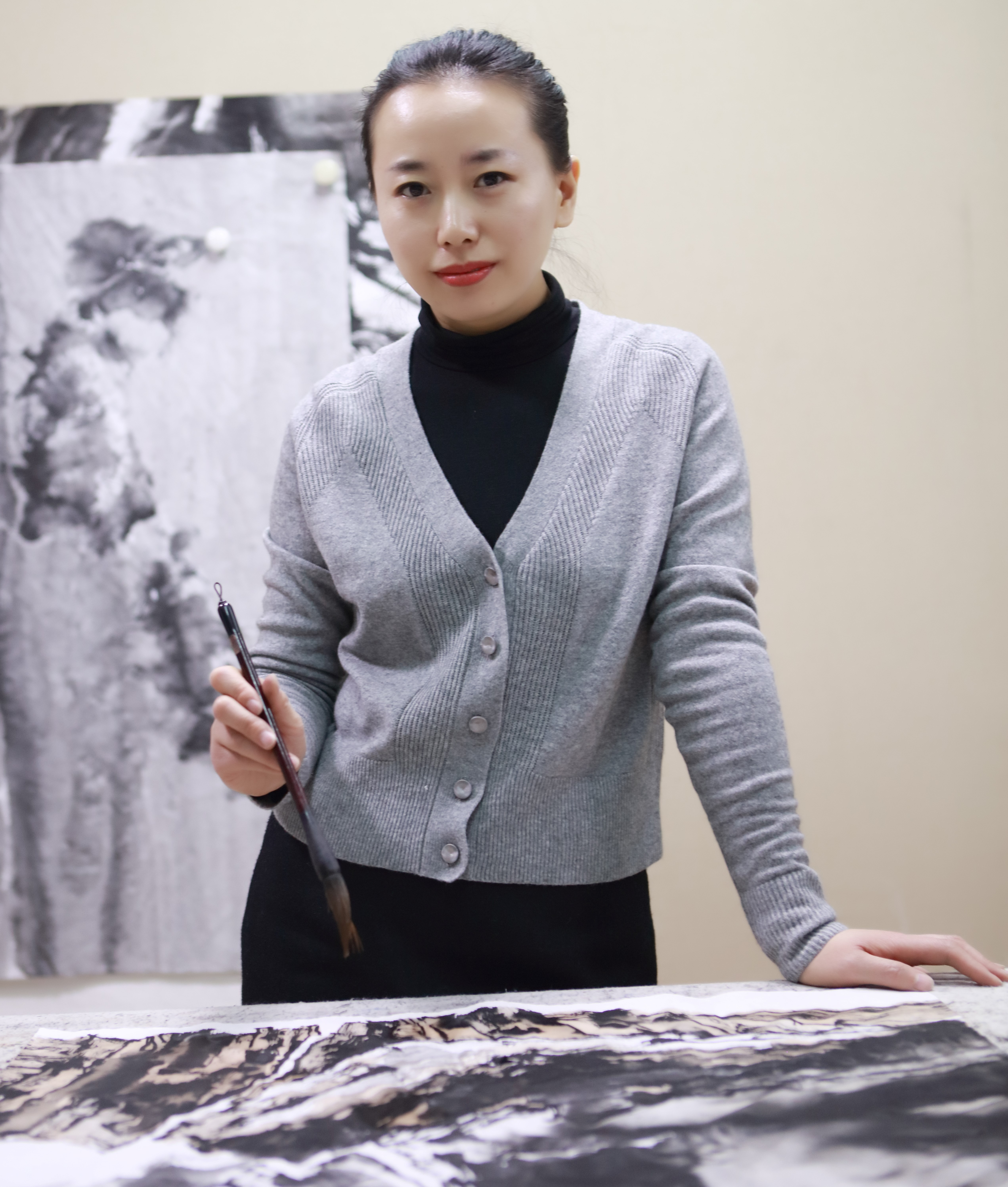 她的西部高原——女画家韩一的山水艺术