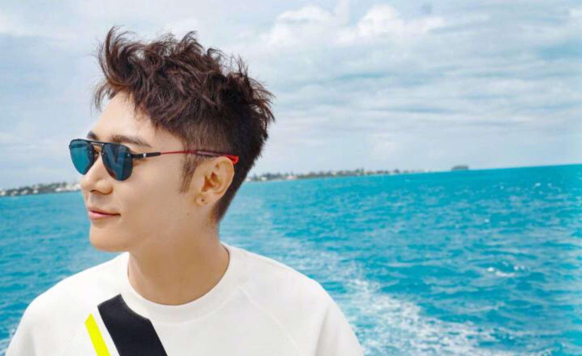 张丹峰与经纪人再传绯闻,洪欣还能为他们大方辟谣么?