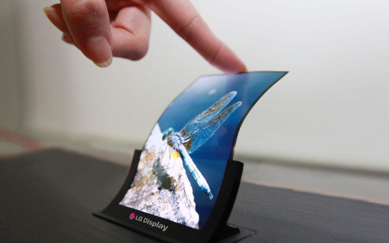 折叠屏成为市场一大热点lg折叠屏oled面板可以商业了