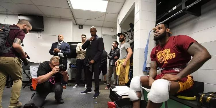 深扒|探秘NBA的冰水浴疗法_手机凤凰网