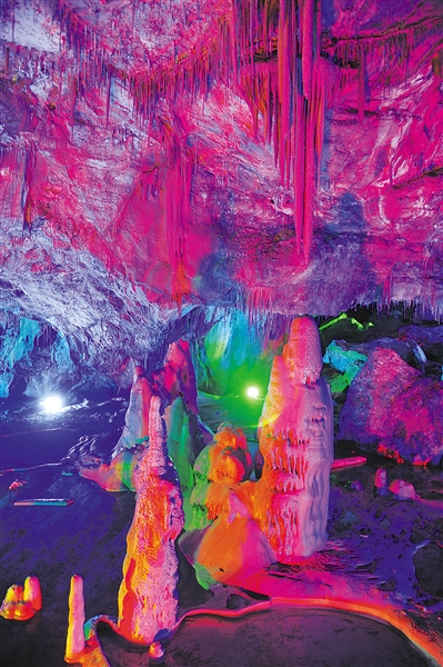 武都万象洞:神秘罕见的西北喀斯特溶洞