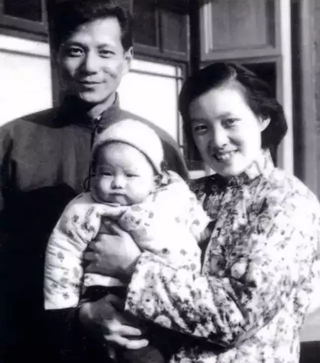 名门痞女洪晃章士钊外孙女专走野路敢和外交部打官司