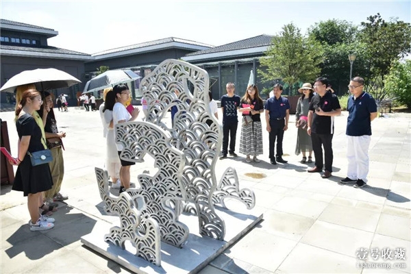 公共艺术的"新生"力量:江汉大学学子优秀作品在汤湖美术馆展出