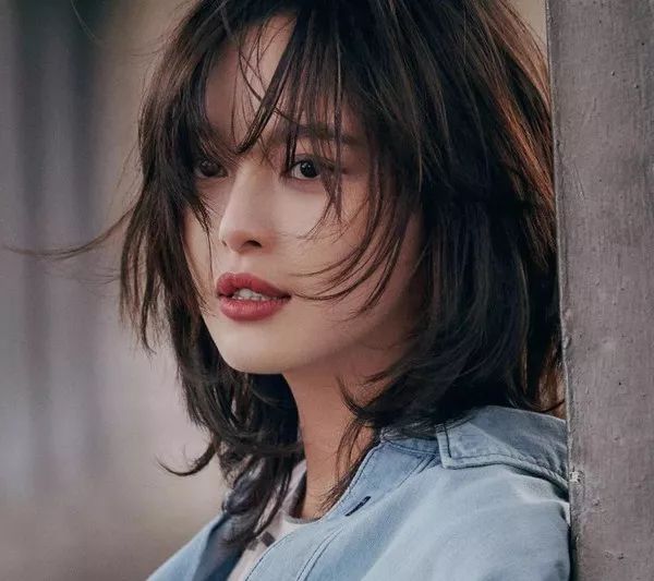 邓超一家四口走红毯我只关心她为啥短发也充满女人味