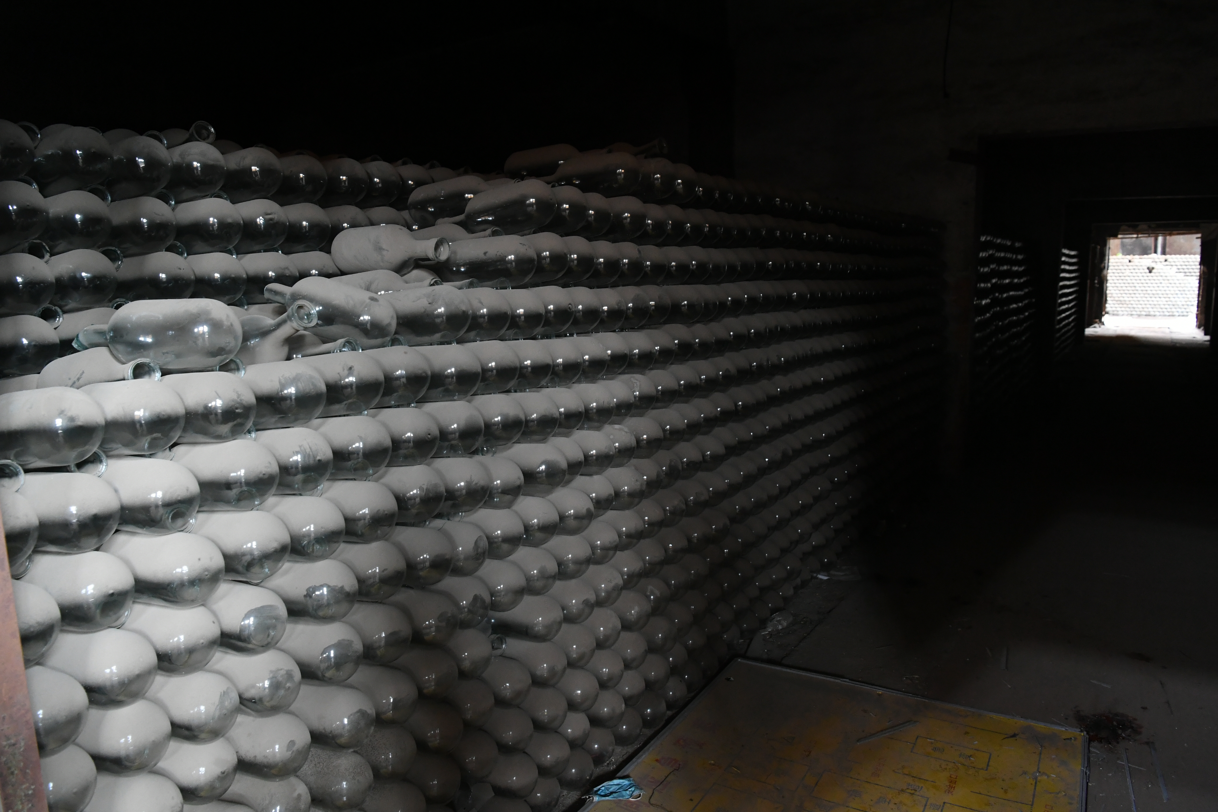 探访丨曾经辉煌的鹿牌保温瓶厂 现在如何了?