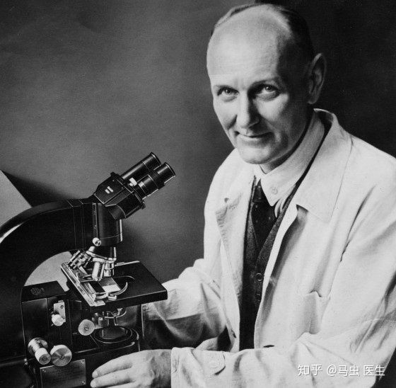 患者可以主动了解,不轻易自行服用抗生素;医生拥有专业知识和处方权