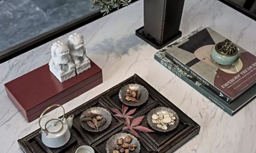 145㎡典雅中式风,用《延禧攻略》色系营复古又高级感!__凤凰网